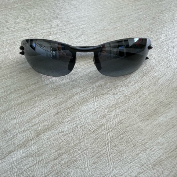 Maui Jim Makaha MJ-405-02 Polarized Sunglasses - Picture 15 of 16